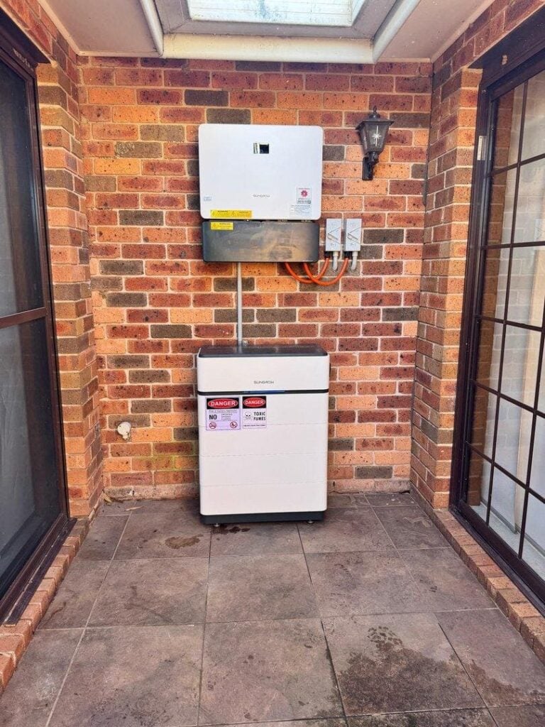 aztech solar panels and battery storage nsw (1)