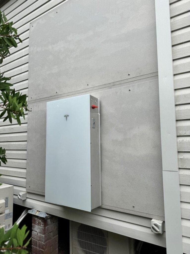 aztech solar panels and battery storage nsw (6)